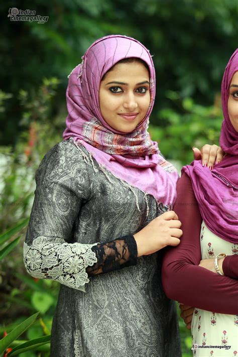 1,050 Hot Muslim Woman Stock Photos & High